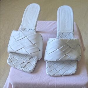 Bottega Veneta White Woven Mules